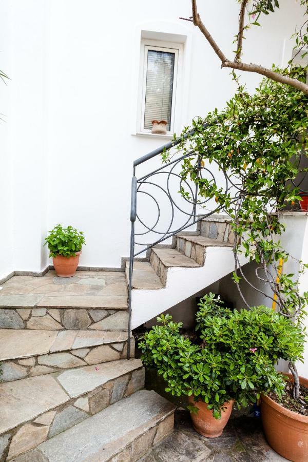 Appartamento Casa Bianca Μεζονέτα Με Θέα Στη Θάλασσα Neos Marmaras Esterno foto